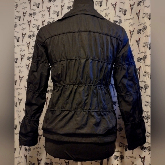 BLACK Scrunch Jacket - Picture 5 of 6